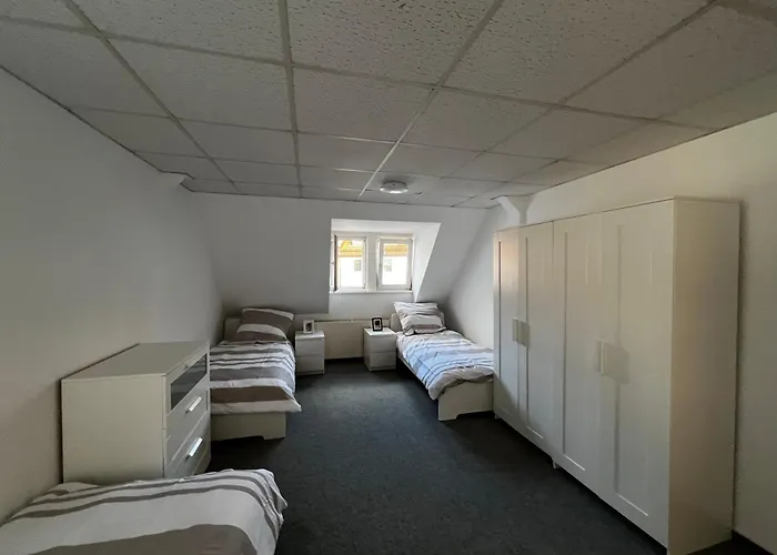 Monteurzimmer Fuer 6-12 Personen In * Ερφούρτη